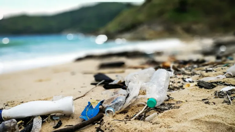 Lixo nos oceanos