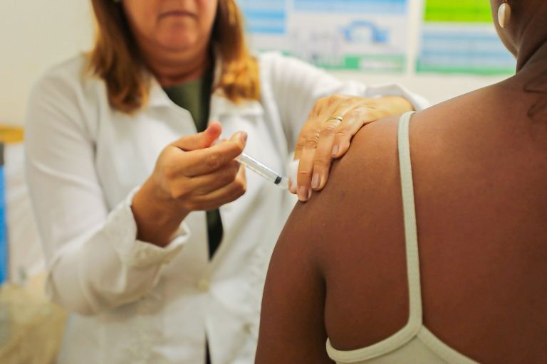 Vacinação itinerante contra gripe