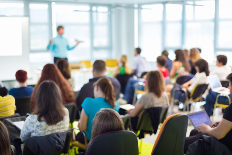 Cursos gratuitos em Lauro de Freitas